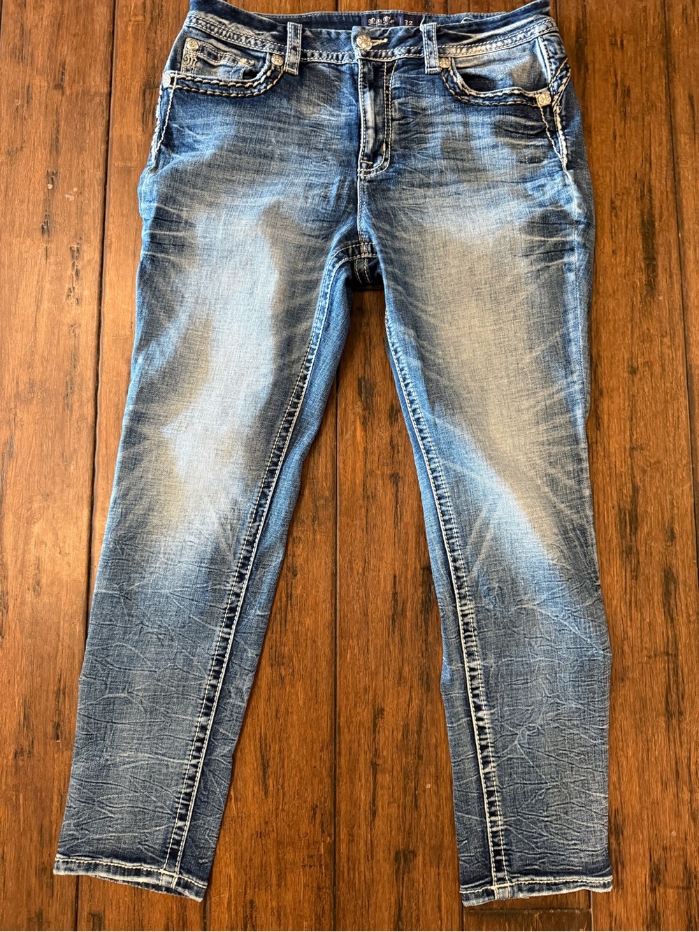 Miss Me Curvy Skinny Jeans – Size 32 – Excellent Condition